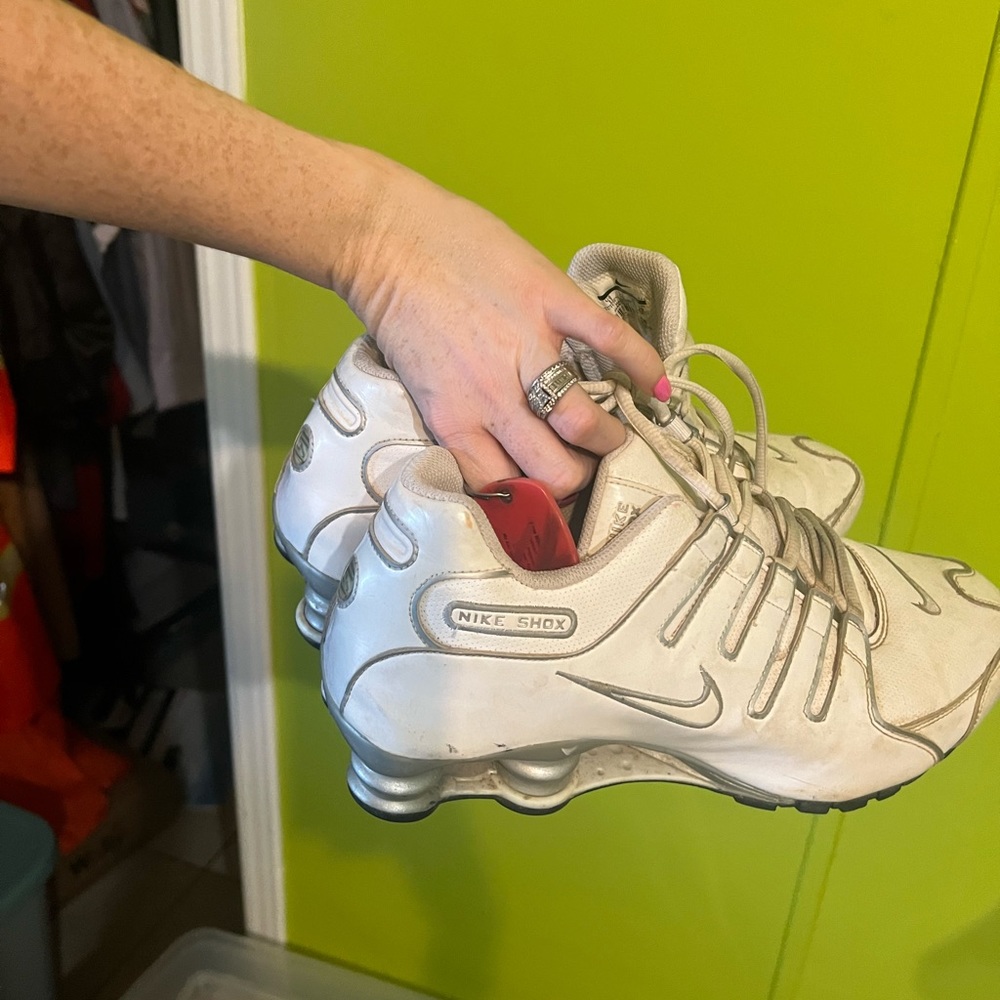 Nike shox size 11 men’s